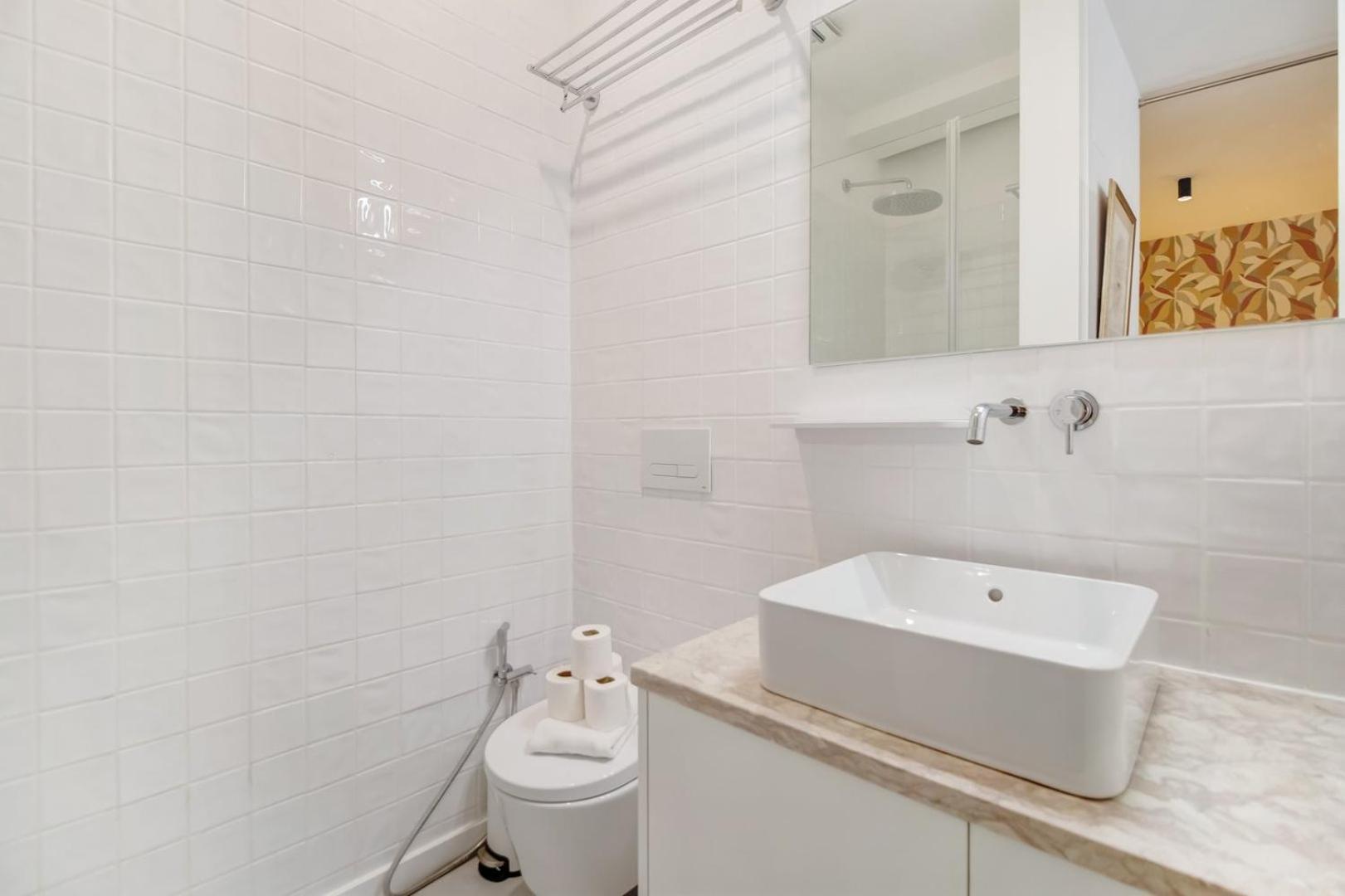 Cosy 1br Renovated - Heart Of Santos | By Airnest * Lisbon